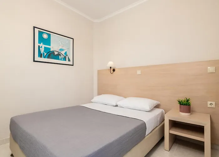 Karras Hotel Laganas