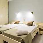 Karras Hotell 4*