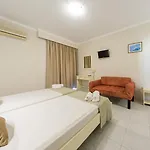 Karras Hotel