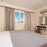 Karras Hotell