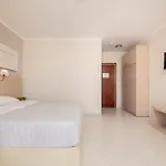 Karras Hotel 4*