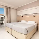 Karras 4*