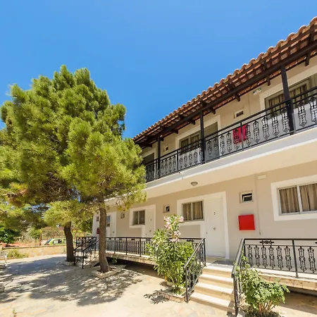 Karras Hotel Laganas