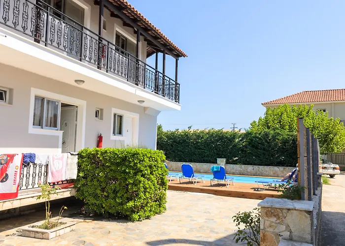 Ξενοδοχείο Karras 4*