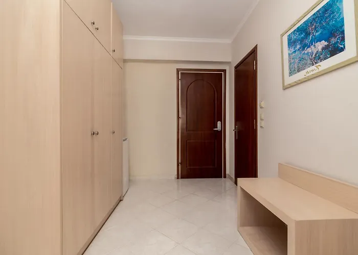 Ξενοδοχείο Karras Λαγανάς