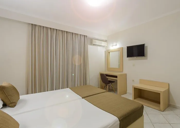 Ξενοδοχείο Karras